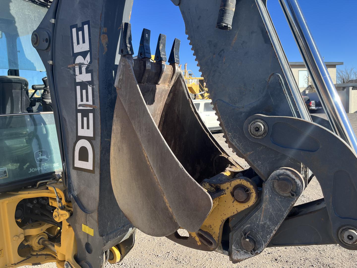 ./imagenes/INVOICE/2019/17303/RETROEXCAVADORA JOHN DEERE 310SK (19).JPG